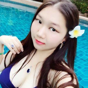 Meet your Posher, Luna